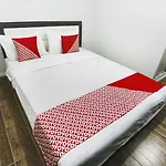 Oyo 3300 Nadjara Residence Syariah